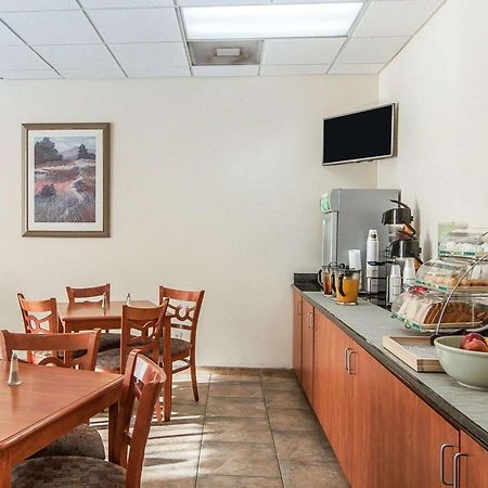 Quality Inn Downtown Convention Center Портленд Экстерьер фото
